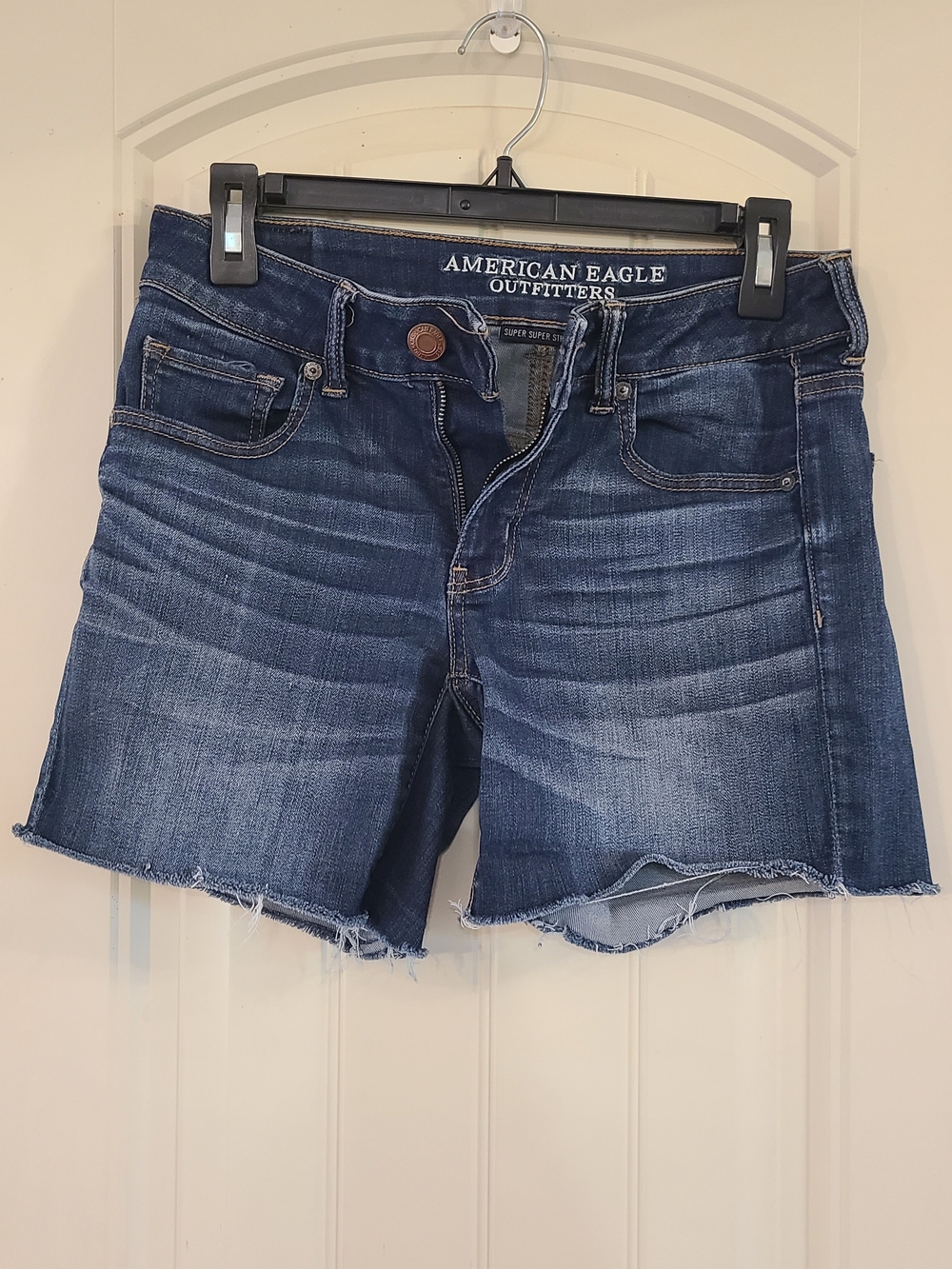 American Eagle Dark Blue Denim Cutoff Midi Super Stretchy Shorts Size 6
